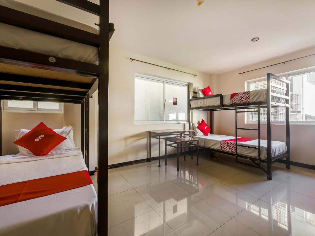 Oyo 842 City Smiles Apartelle San Juan  Exterior foto